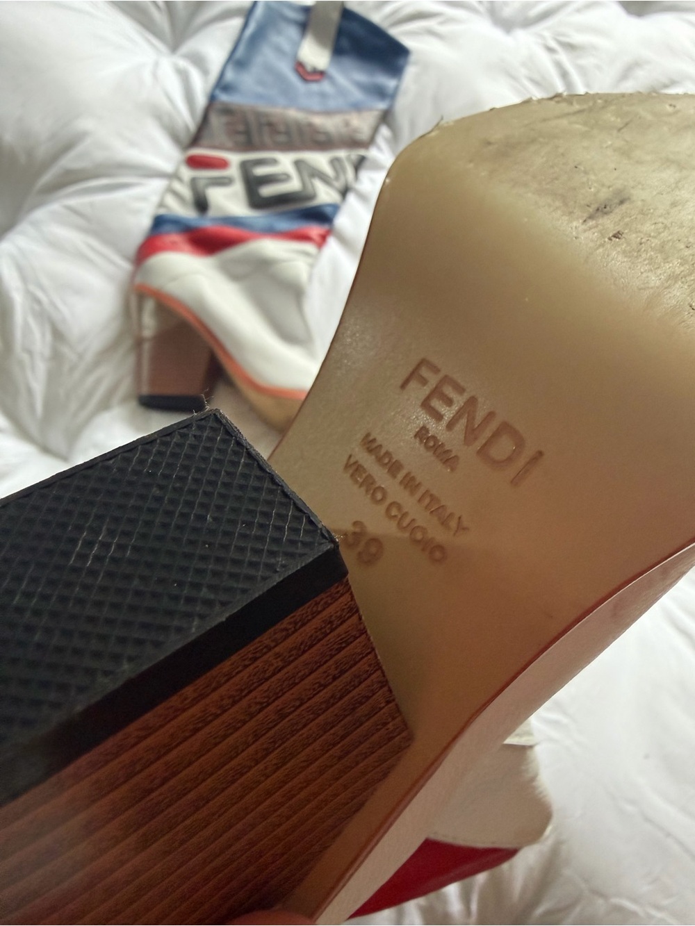 Fendi mania boots , rare - Picture 2 of 8